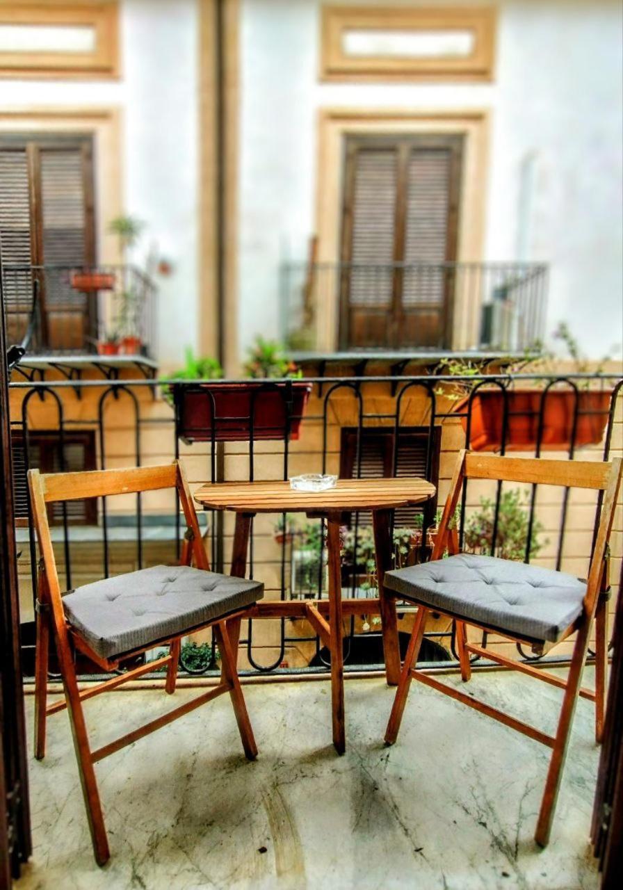 Domus Vetriera Apartment Palermo Exterior foto